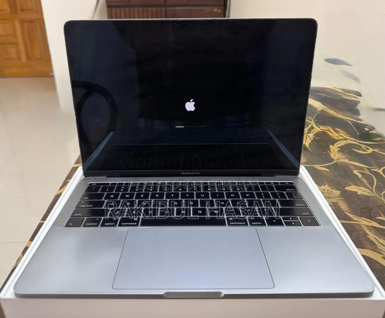 Laptop Apple MacBook Pro 2017 8GB Intel Core i5 SSD 128GB