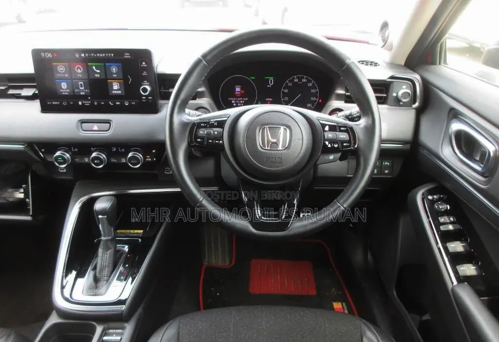 Honda Vezel 2021 Red