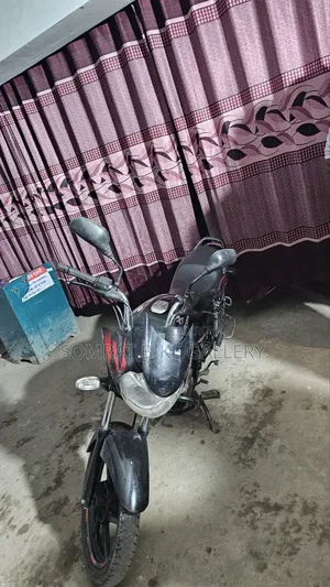 Bajaj Discover 150 2015 Black