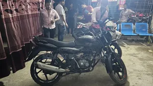 Bajaj Discover 150 2015 Black