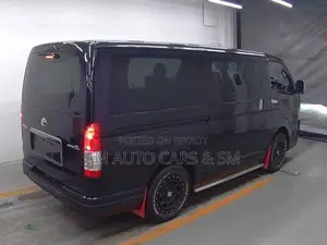 টয়োটা হাইয়েস ২০২৪ ব্ল্যাক