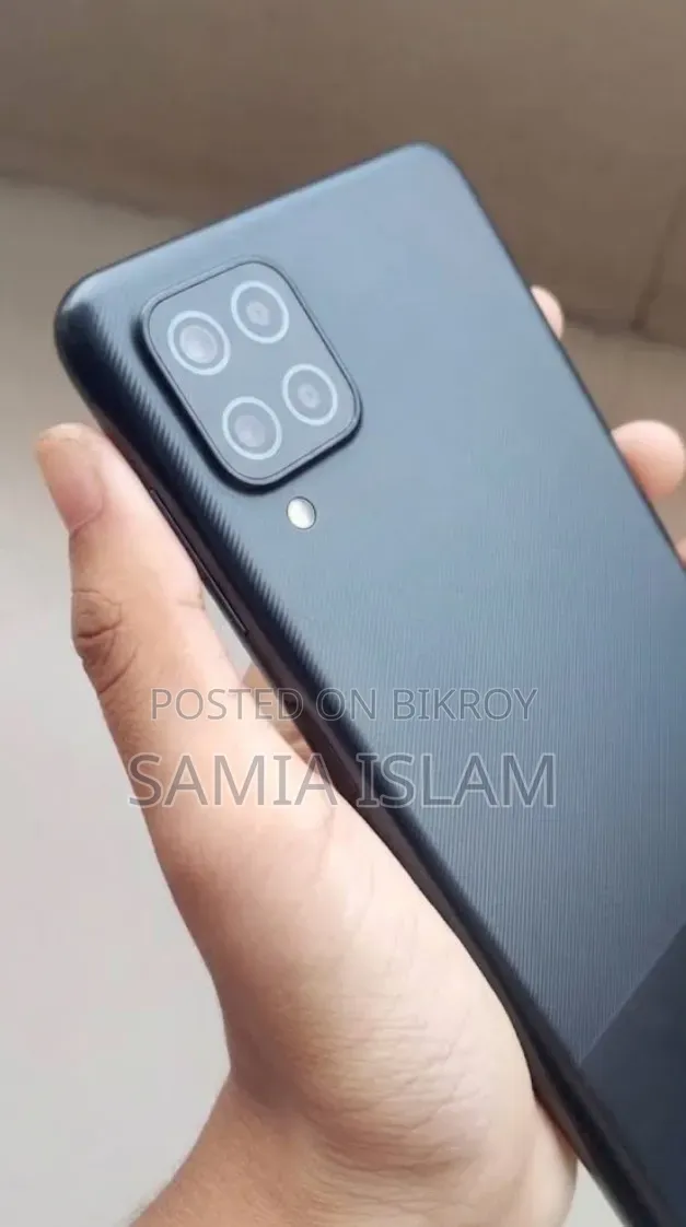 স্যামসাং গ্যালাক্সি এ১২ ৬৪ জিবি ব্ল্যাক