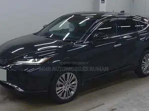 Toyota Harrier 2.0 2021 Black