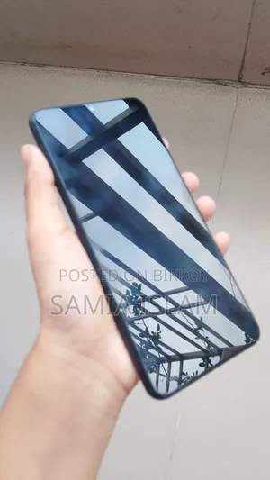 স্যামসাং গ্যালাক্সি এ১২ ৬৪ জিবি ব্ল্যাক