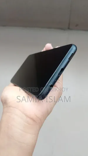 স্যামসাং গ্যালাক্সি এ১২ ৬৪ জিবি ব্ল্যাক