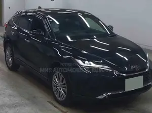 Toyota Harrier 2.0 2021 Black