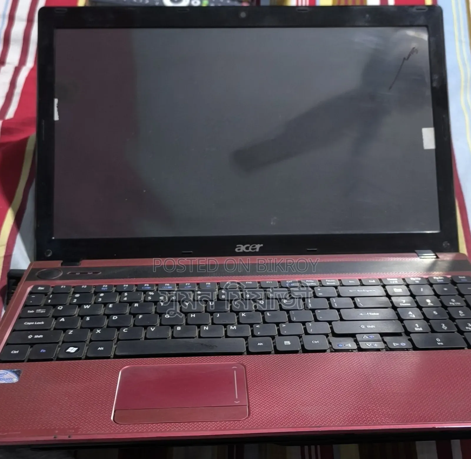 Laptop Acer Aspire 5740 4GB Intel Pentium HDD+SSD 128GB