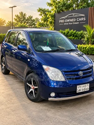 Toyota IST 2004 Blue