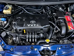 Toyota IST 2004 Blue