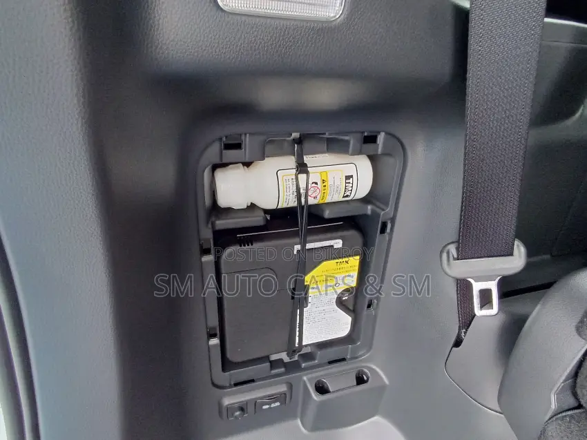 New Toyota Noah Hybrid S-Z 2WD 7-Seater 2026 Pearl