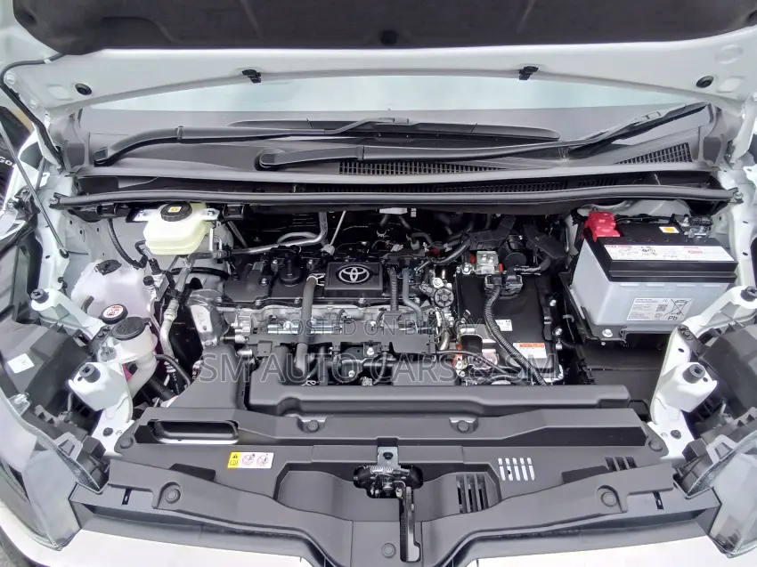 New Toyota Noah Hybrid S-Z 2WD 7-Seater 2026 Pearl