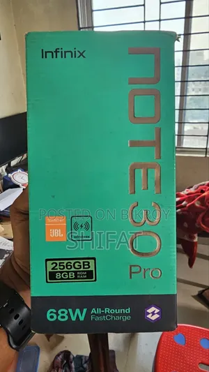Infinix Note 30 Pro 256 GB Gold