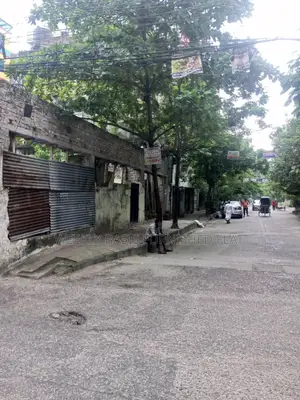 স্টোর/ওয়্যারহাউস/গোডাউন ভাড়া হবে পল্লবী ইসলামী ব্যাংক এর কাছে