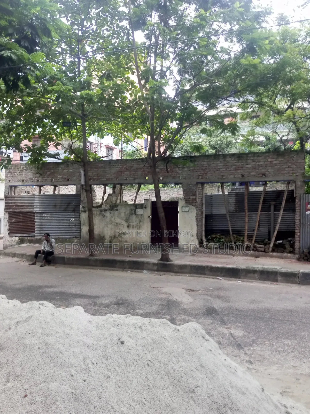 স্টোর/ওয়্যারহাউস/গোডাউন ভাড়া হবে পল্লবী ইসলামী ব্যাংক এর কাছে
