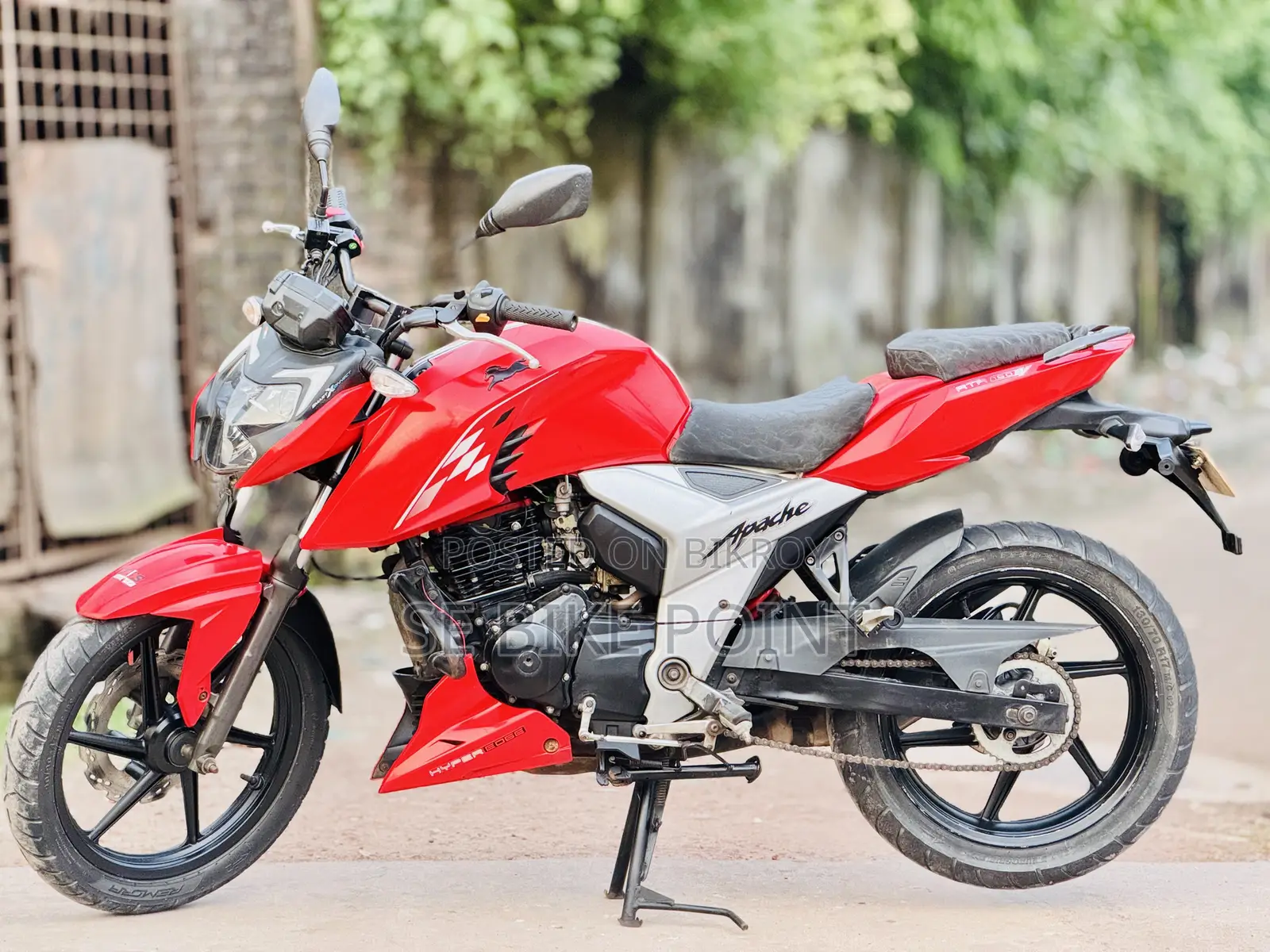 TVS Apache RTR 160 4V 2022 Red