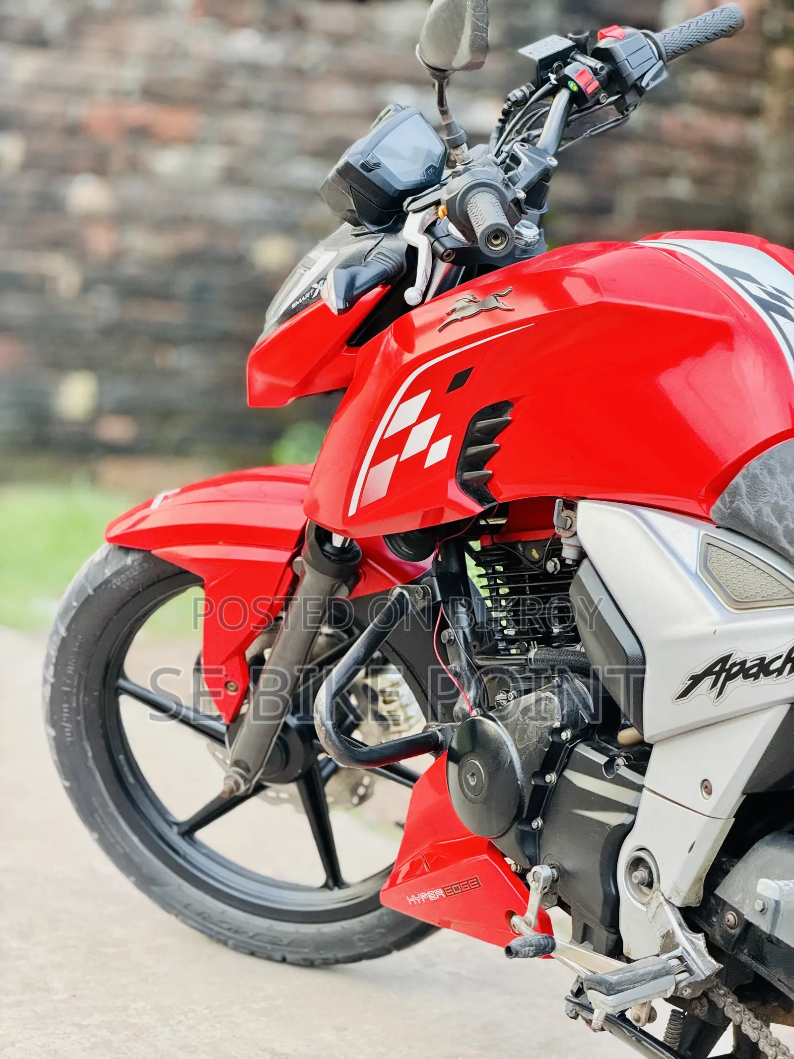 TVS Apache RTR 160 4V 2022 Red