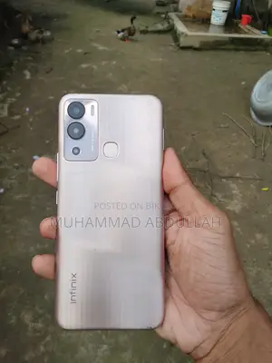 Infinix Hot 12i 64 GB Gold
