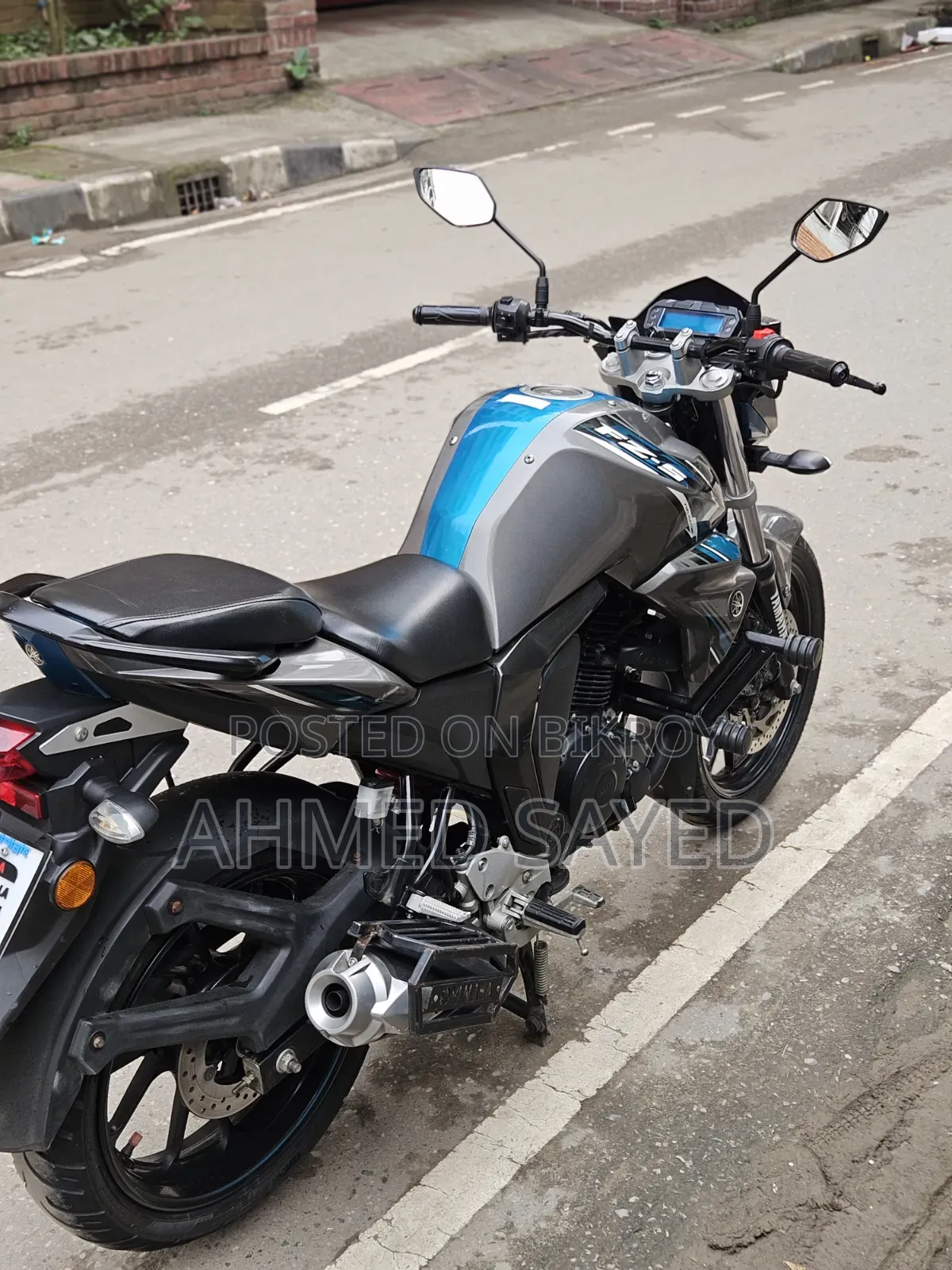 Yamaha FZS V2 2025 Gray