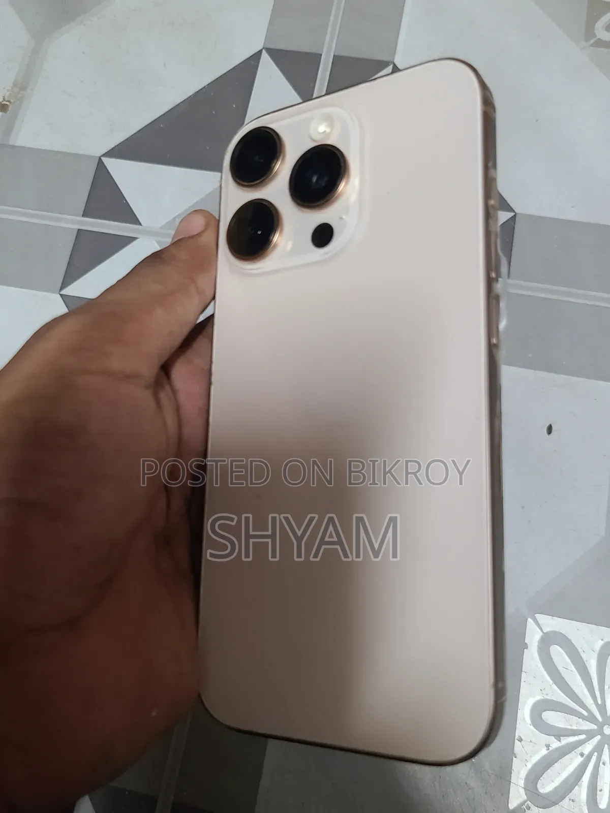 অ্যাপল আইফোন ১৬ প্রো ১২৮ জিবি রোজ গোল্ড