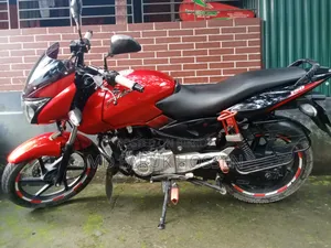 Bajaj Pulsar 150 2016 Red