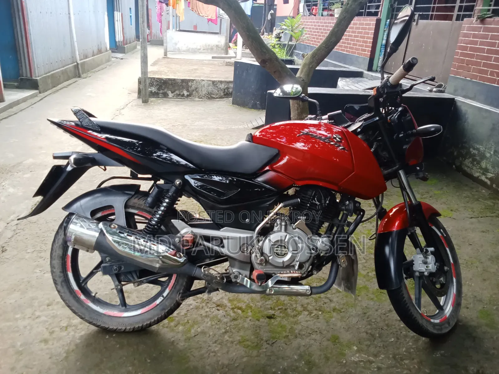 Bajaj Pulsar 150 2016 Red