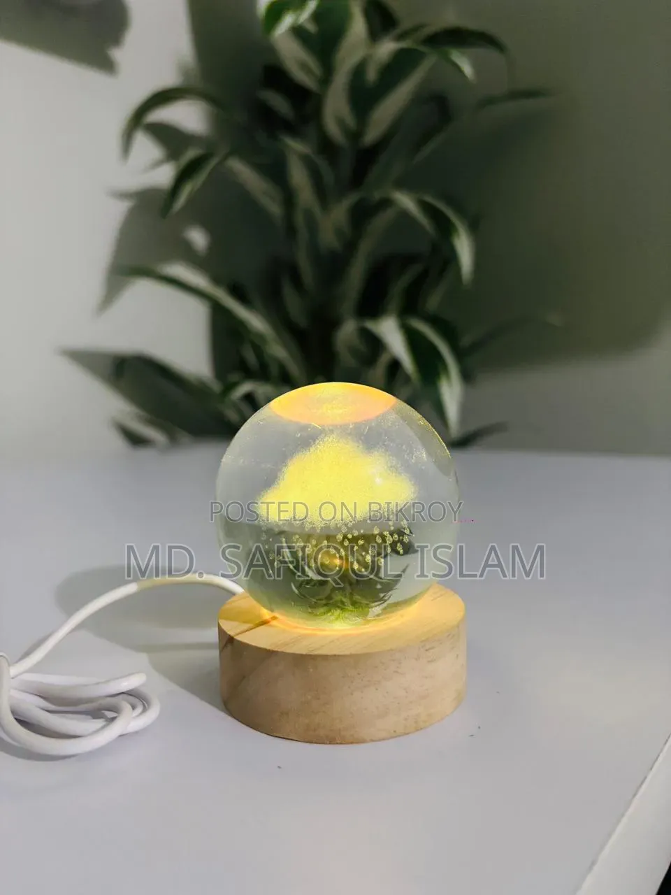 Crystal Ball Lamp