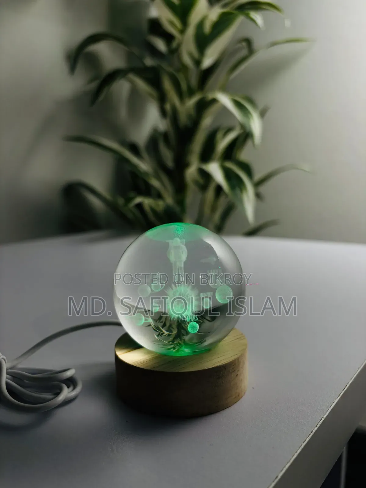 Crystal Ball Lamp