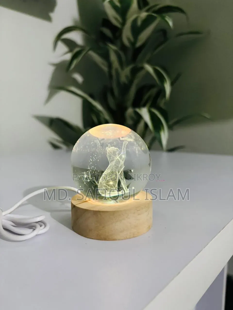 Crystal Ball Lamp