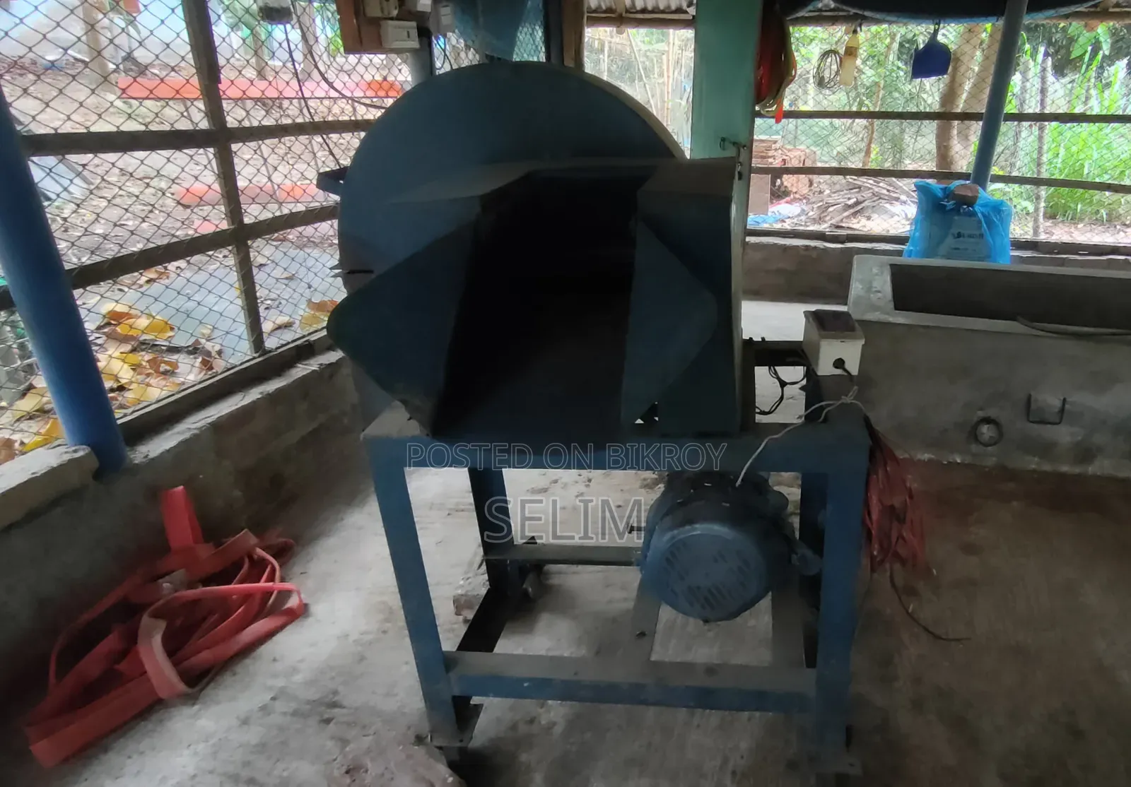 গরুর ঘাস খড় কাটা মেশিন