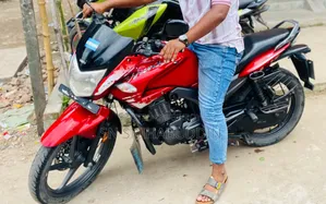 Hero Hunk 2021 Red