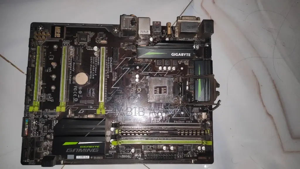 Gigabyte B8 Gaming Motherboard
