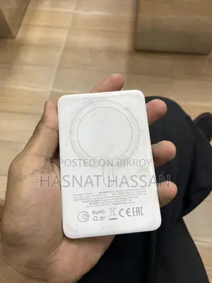 ওয়্যারলেস পাওয়ারব্যাংক