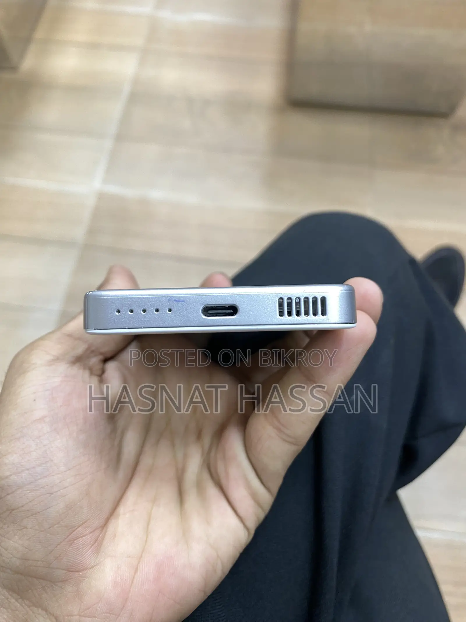 ওয়্যারলেস পাওয়ারব্যাংক