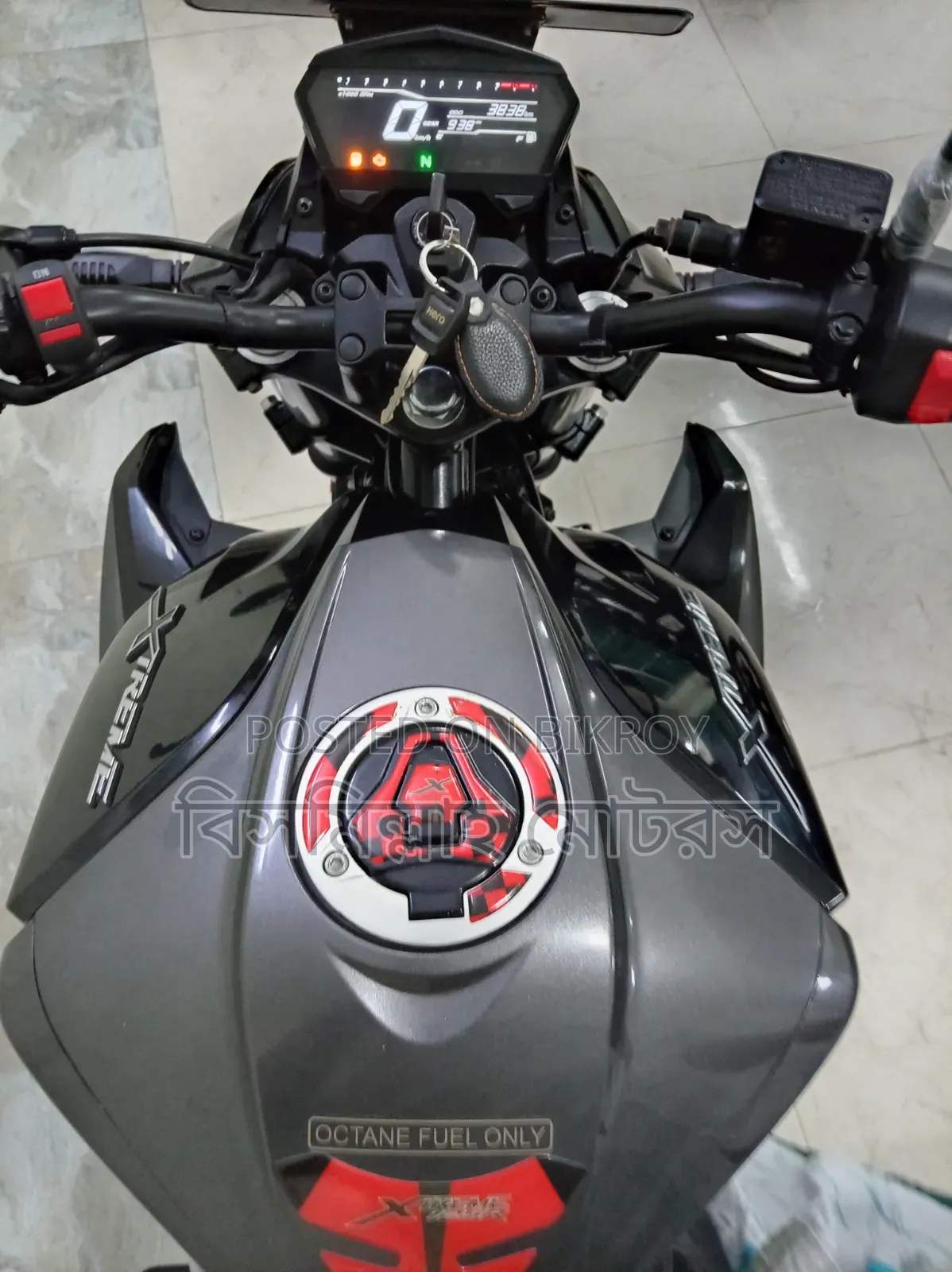 হিরো এক্সট্রিম ১২৫আর ২০২৫ ব্ল্যাক