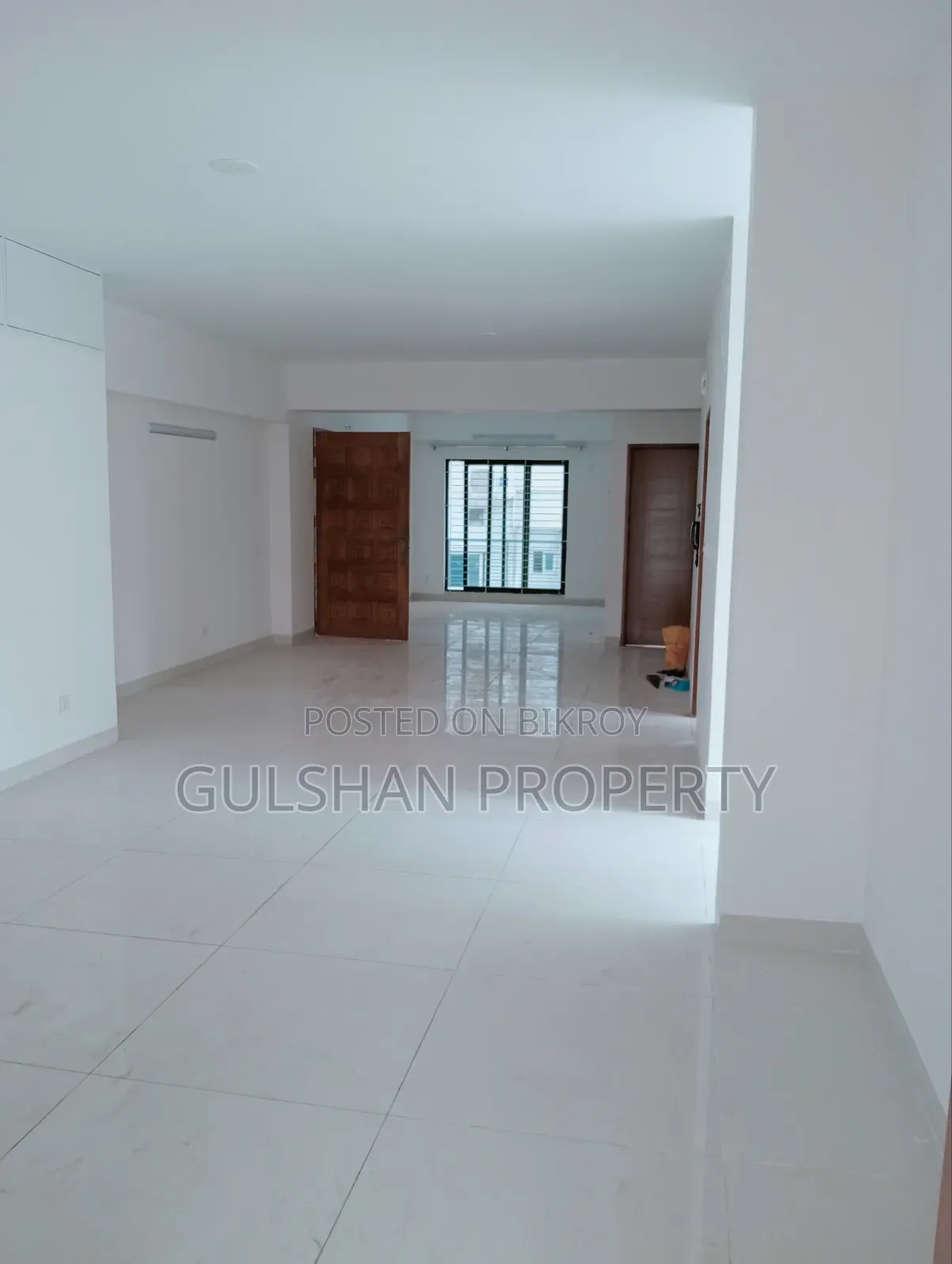 4-Bedroom Apartment in Gulshan 2 for rent