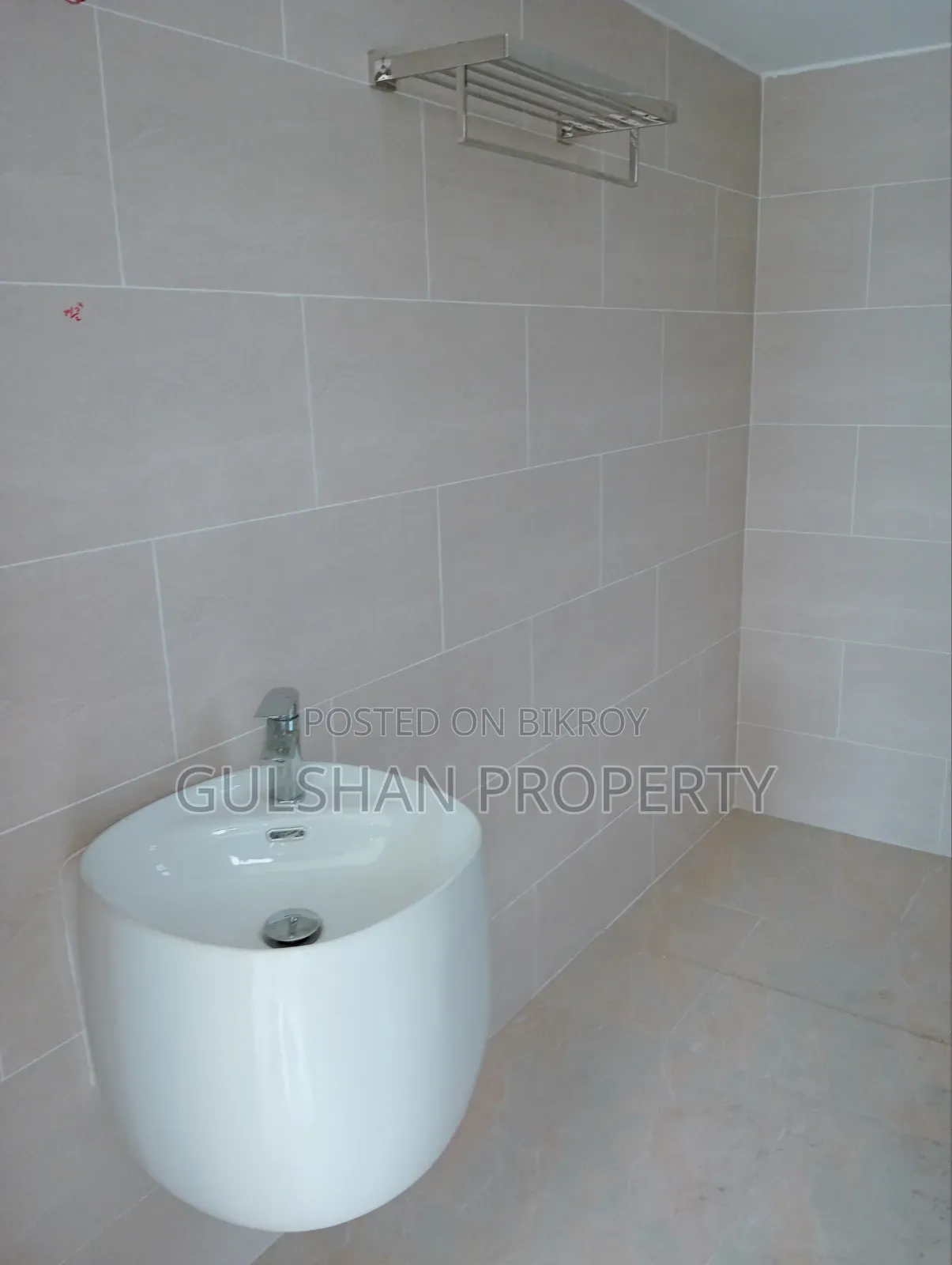 4-Bedroom Apartment in Gulshan 2 for rent