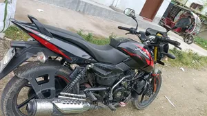 Bajaj Pulsar N150 2024 Red