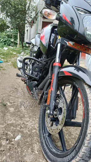 Bajaj Pulsar N150 2024 Red