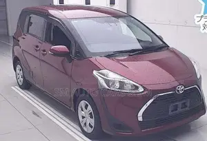 Toyota Sienta 1.5 Hybrid FWD 2021 Red