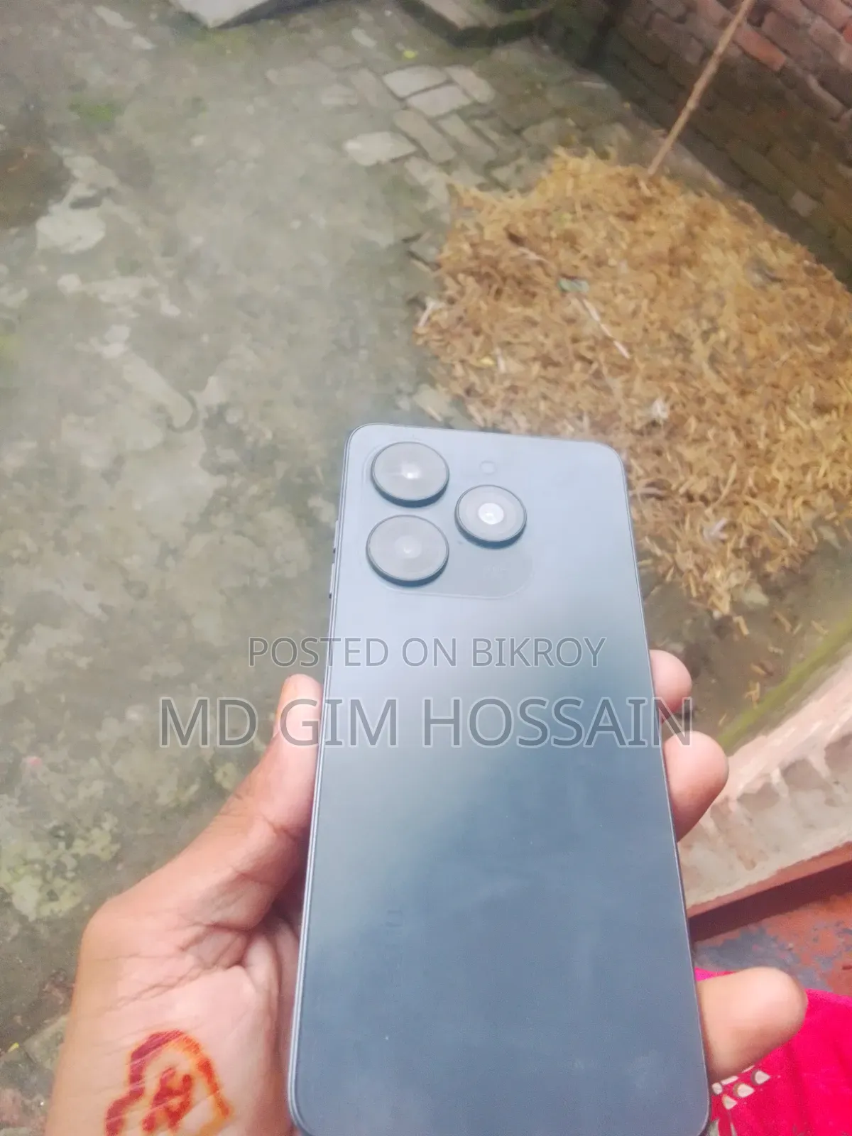 নতুন টেকনো স্পার্ক গো ৬৪ জিবি ব্ল্যাক