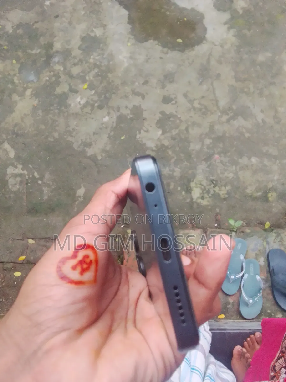 নতুন টেকনো স্পার্ক গো ৬৪ জিবি ব্ল্যাক