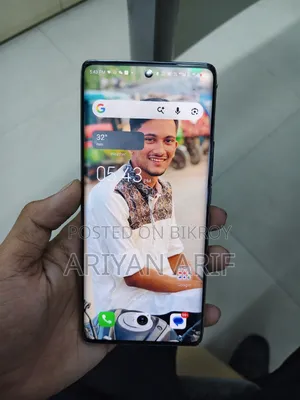 টেকনো স্পার্ক ২০ প্রো প্লাস ২৫৬ জিবি হোয়াইট