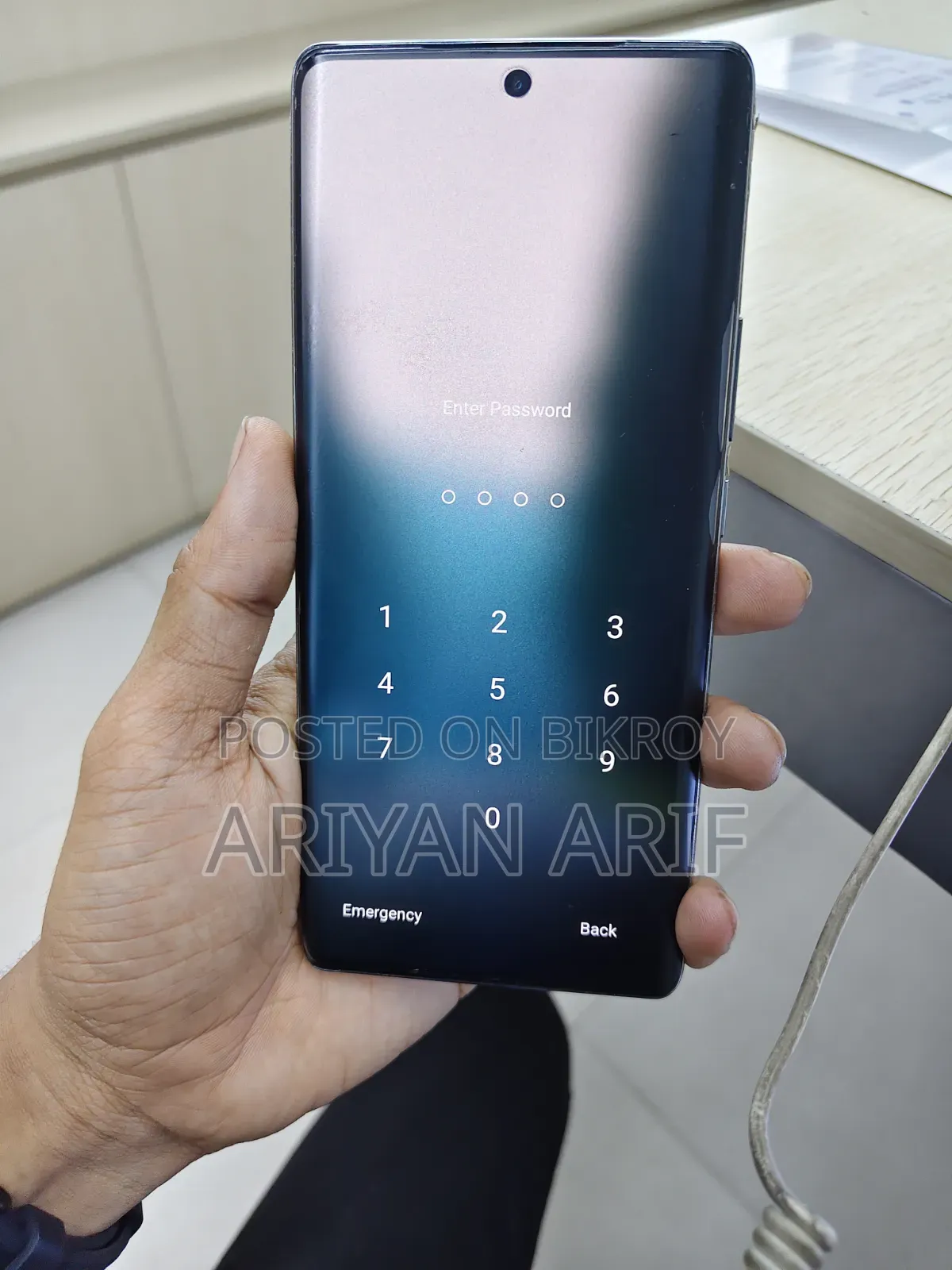 টেকনো স্পার্ক ২০ প্রো প্লাস ২৫৬ জিবি হোয়াইট