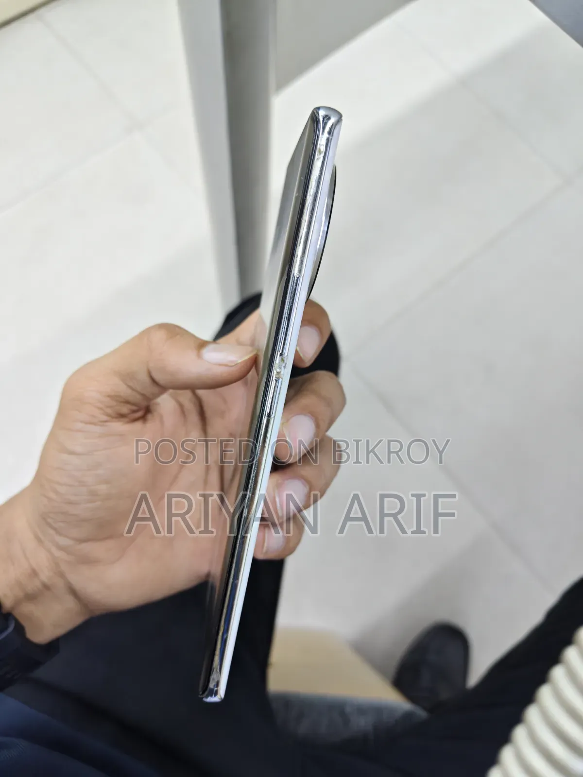 টেকনো স্পার্ক ২০ প্রো প্লাস ২৫৬ জিবি হোয়াইট