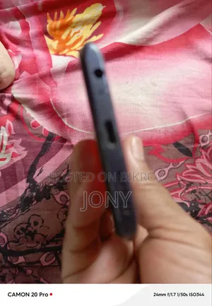 টেকনো স্পার্ক ৪০ ১২৮ জিবি ব্ল্যাক