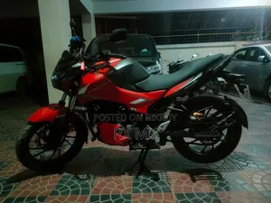 Hero Thriller 160R 2023 Red