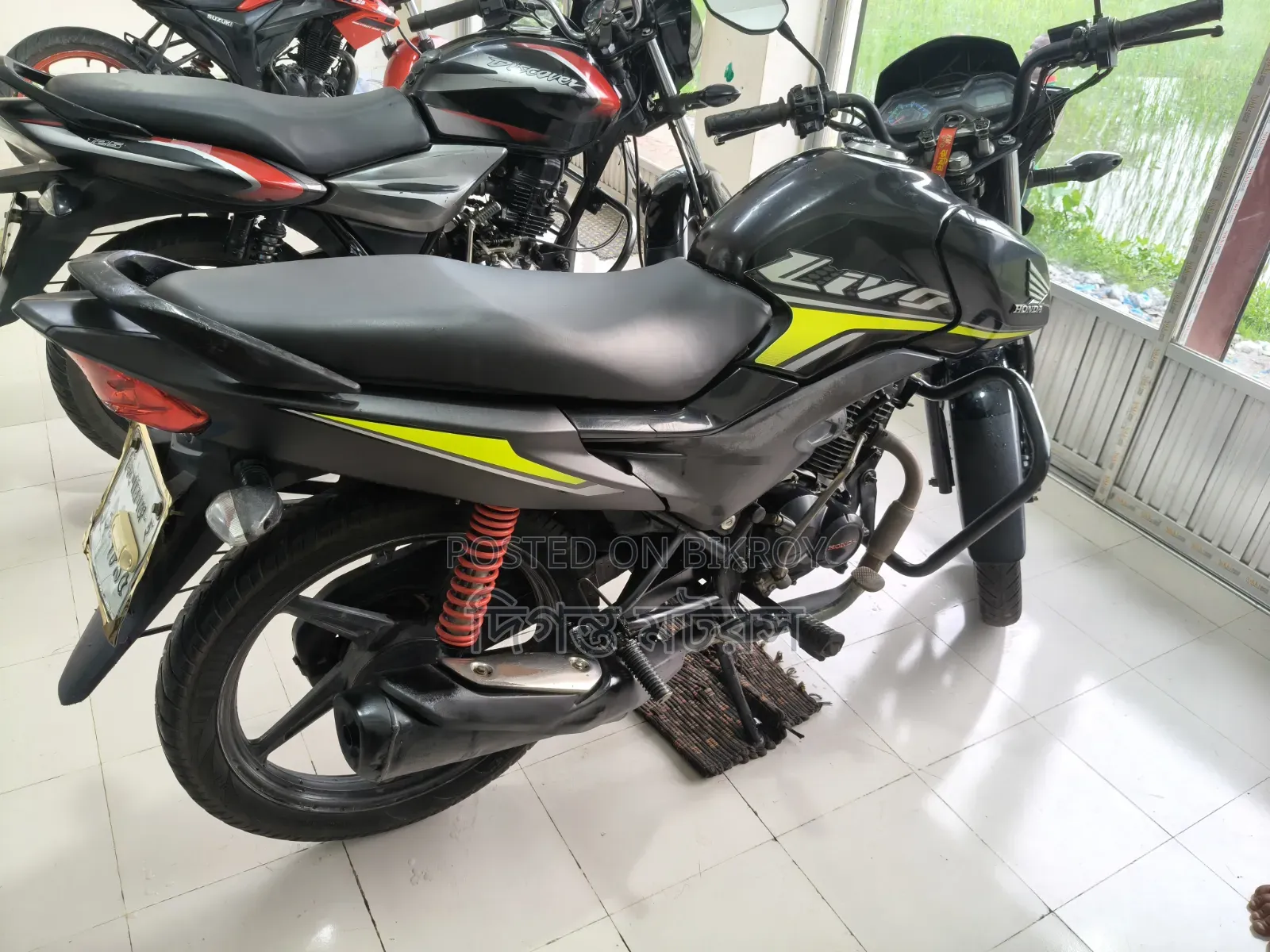 হোন্ডা লিভো ২০১৯ কালো