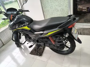 হোন্ডা লিভো ২০১৯ কালো