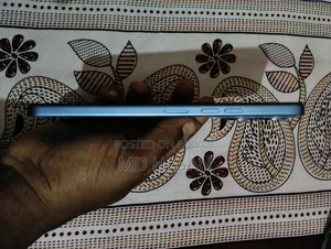 টেকনো স্পার্ক ৪০ ১২৮ জিবি নীল