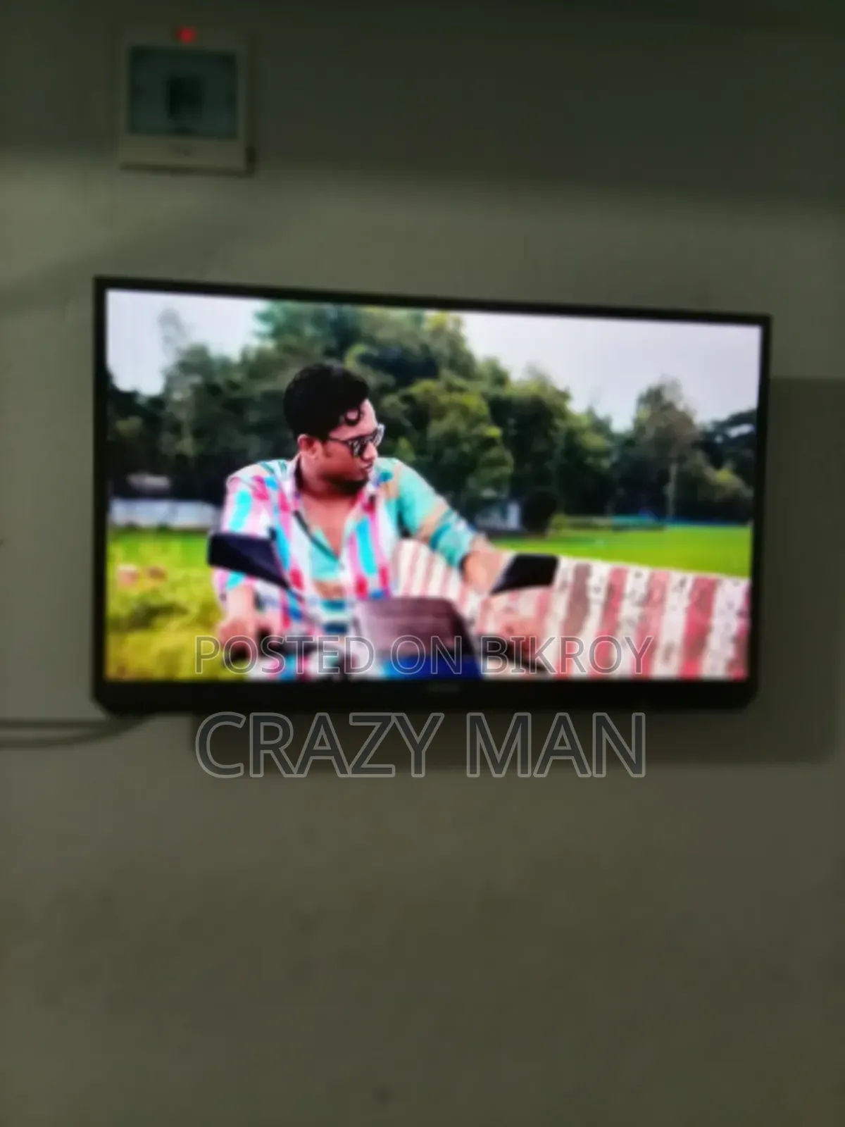 ওয়ালটন ৩২" স্মার্ট অ্যান্ড্রয়েড টিভি ফর সেল